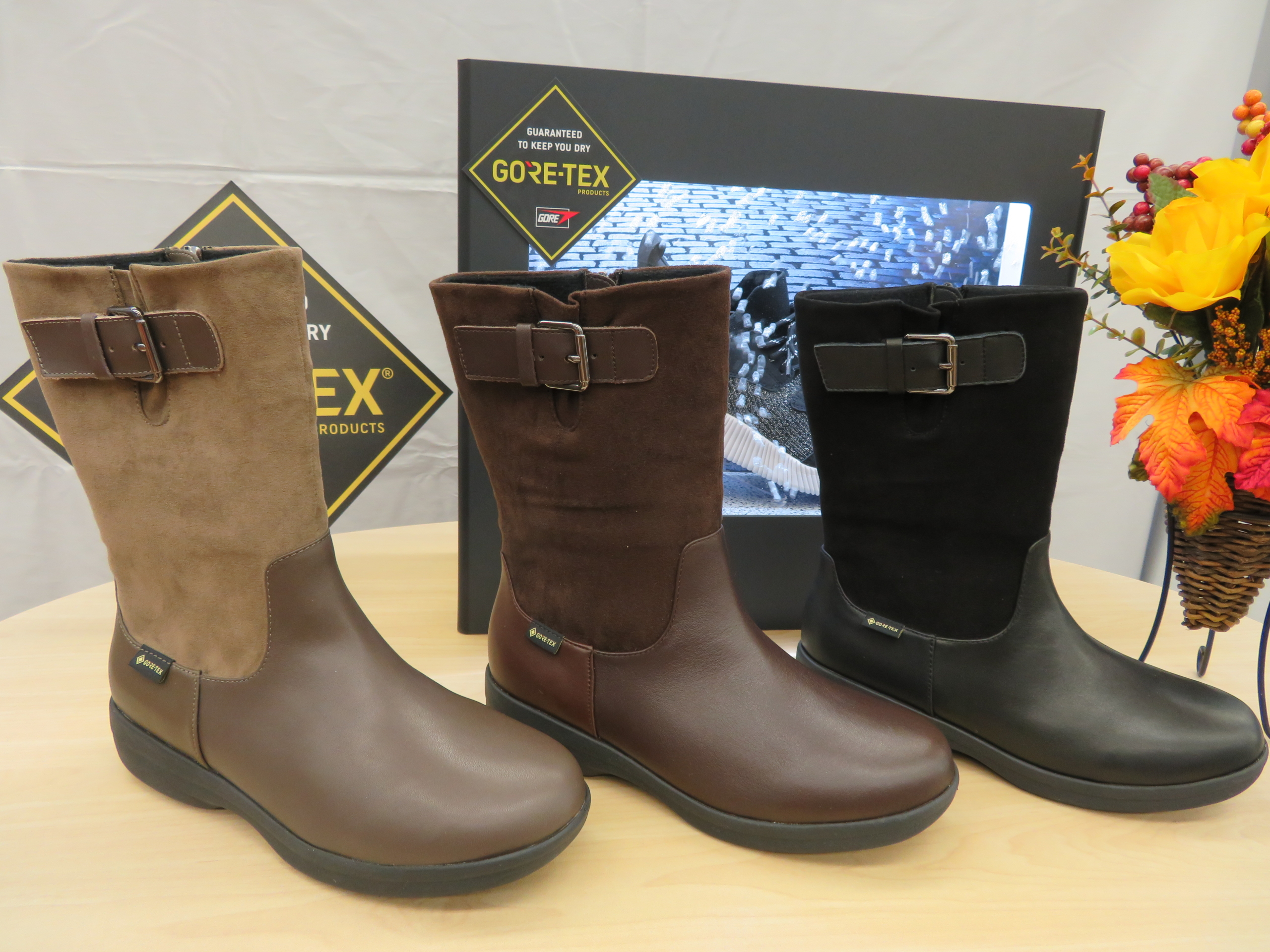 マドラスウォーク〈GORE-TEX〉新商品入荷のお知らせ | 足と靴の専門店 